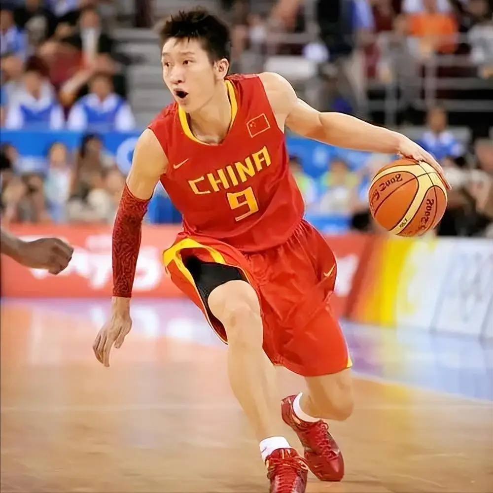 开云-又一个超2米的国产后卫！偶像是詹姆斯，能达到孙悦的水平吗？