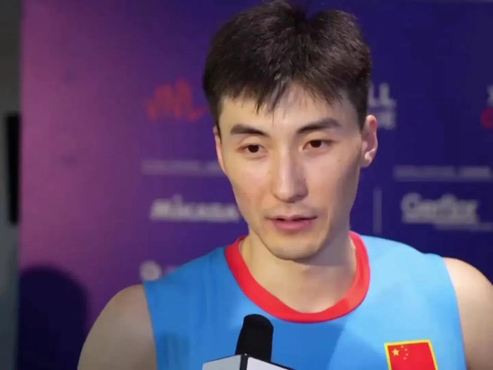 开云体育官网-颜值碾压，传球却被诟病！上过非诚勿扰的男排二传于垚辰官宣退役|排球|中国男排|国家队|赛场|伤病_新浪体育_新浪新闻