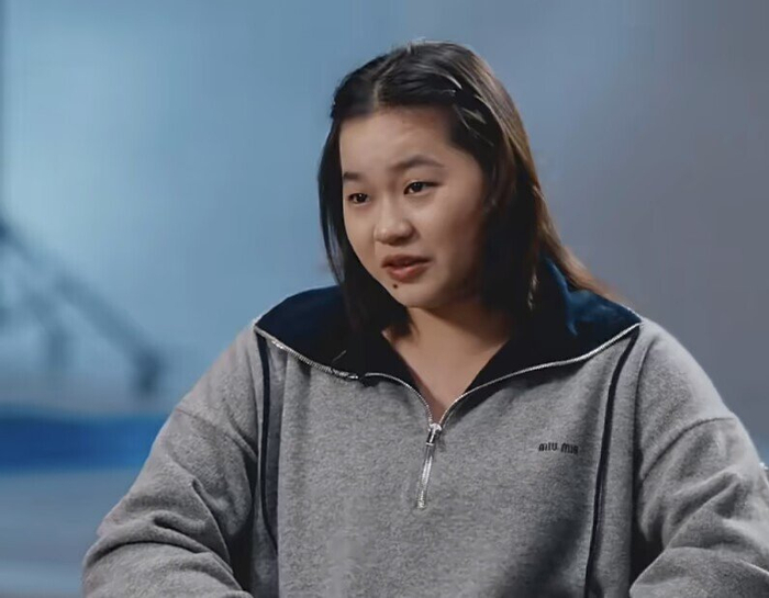 开云-全红婵小学二年级就去练跳水！不满家乡变化：到处是油烟味 真想逃离|立定跳远|小吃摊|奥运冠军|弟弟妹妹|教练_新浪体育_新浪新闻